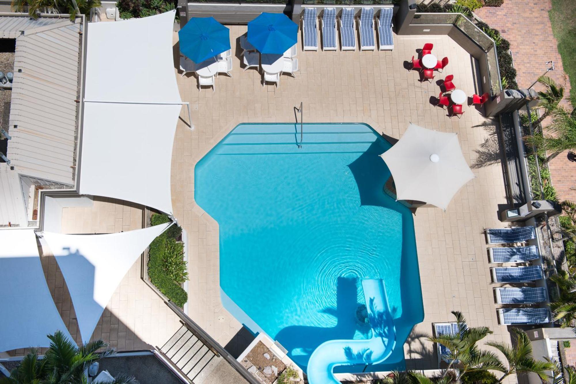 Tiki Hotel Apartments Surfers Paradise Gold Coast Exterior photo